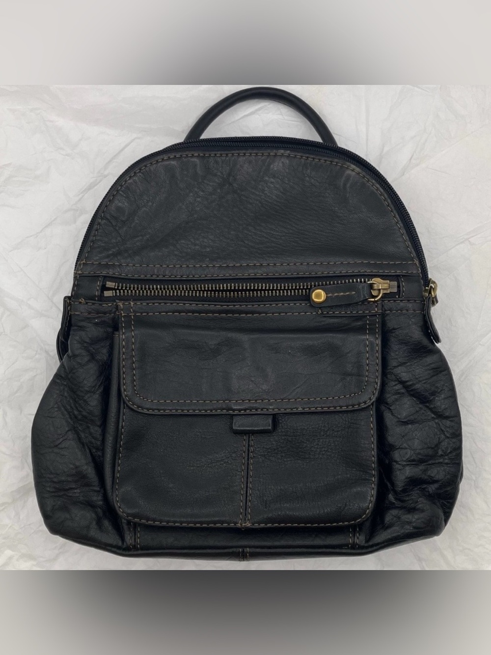 🖤fOSSIL Leather Backpack Purse with Front Pocket